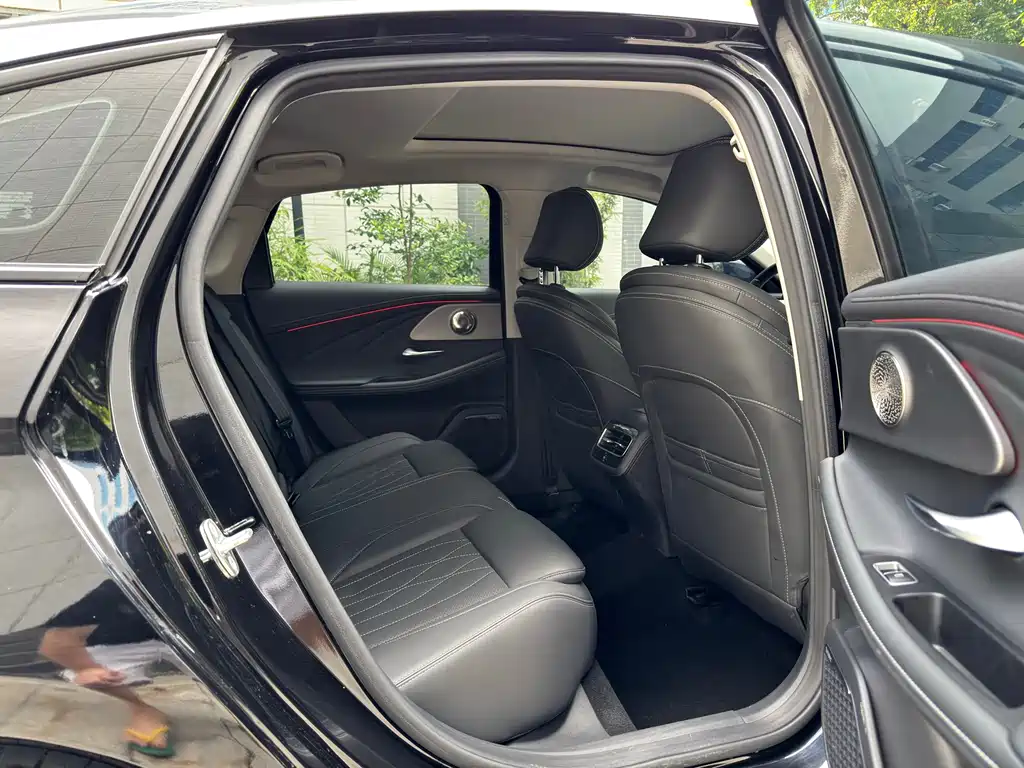 Chery Arrizo 8 2023 High Energy Edition 2.0T DCT 2023 - thumbnail 9