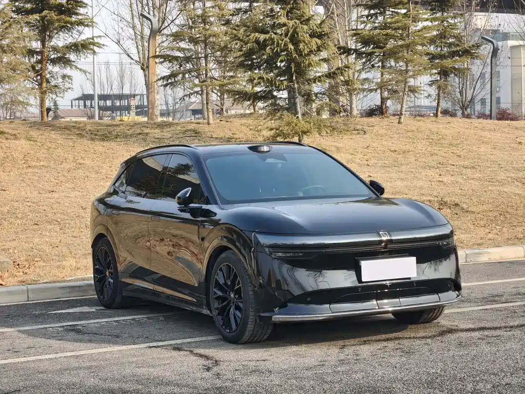 Zeekr Zeekr 7X 2025 Model 100kWh Long Range AWD Intelligent Driving Version 2024 - thumbnail 4