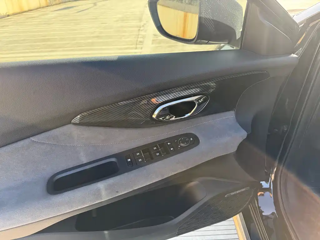 GAC Trumpchi Lingpai 2024 400T Automatic Lingpai R PRO Edition 2024 - thumbnail 15