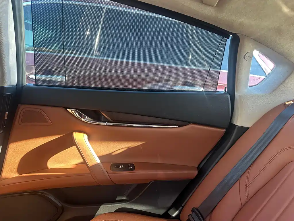 Maserati Chrysler 300C 2013 3.0T Standard Edition 2014 - thumbnail 12
