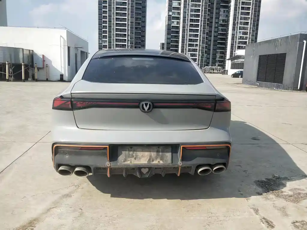 Changan Changan UNI-V 2022 1.5T Sport Edition 2022 - thumbnail 9