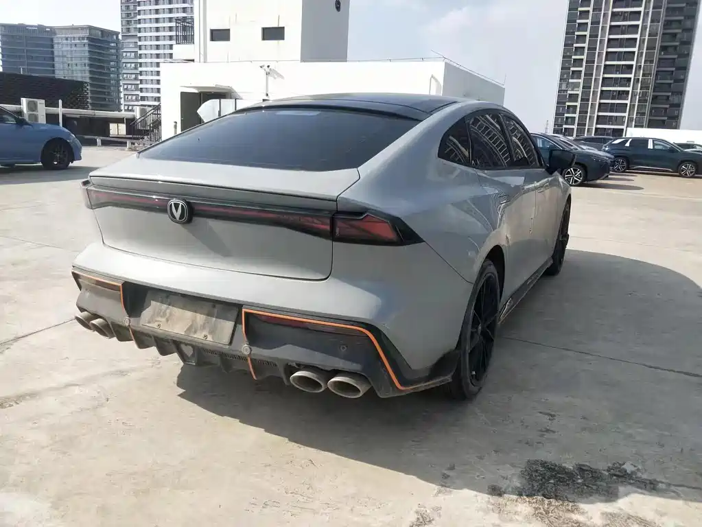Changan Changan UNI-V 2022 1.5T Sport Edition 2022 - thumbnail 10