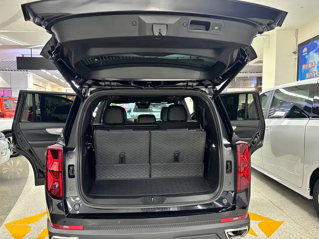 GAC Trumpchi GAC Trumpchi GS8 2022 Lexion Series 2.0TGDI FWD Luxury Intelligent Connection Version (7-seater) 2023 - thumbnail 10