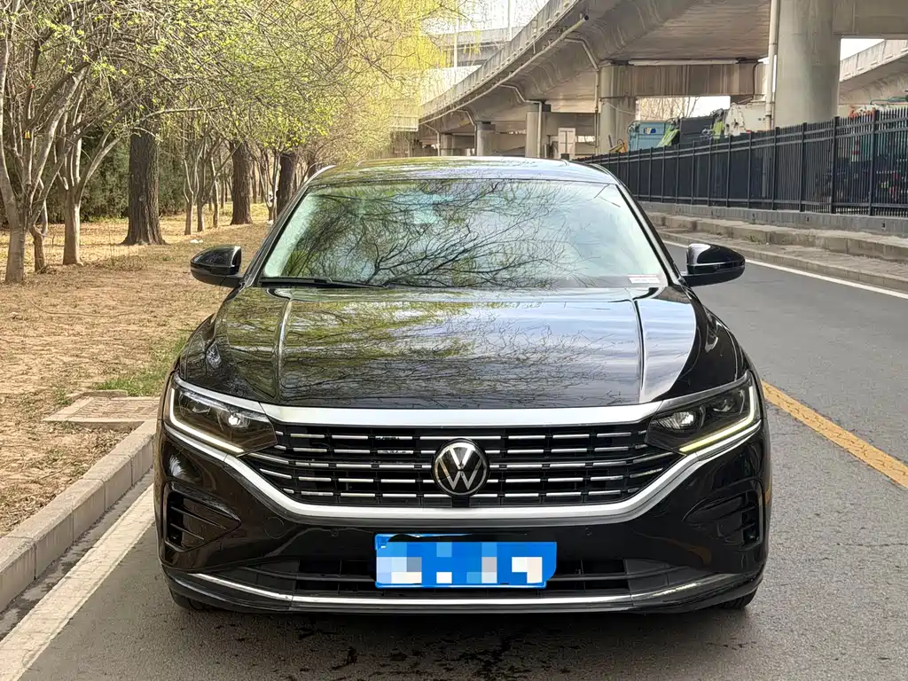 Volkswagen Volkswagen Passat 2022 330TSI Elite Edition 2022 - thumbnail 2