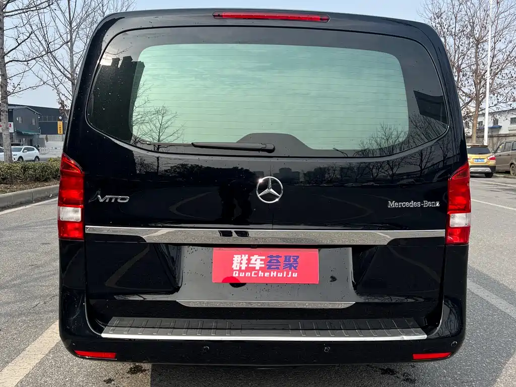 Mercedes-Benz Vito 2020 2.0T Elite 7-seater 2021 - thumbnail 7