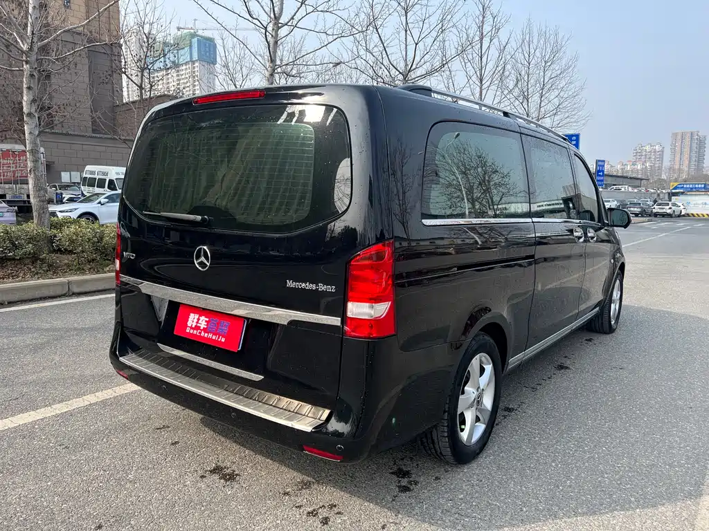 Mercedes-Benz Vito 2020 2.0T Elite 7-seater 2021 - thumbnail 8