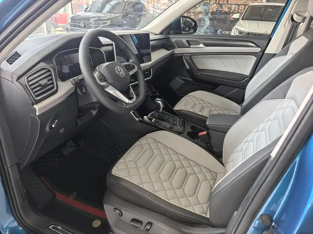 Volkswagen Tayron 2023 280TSI 2WD Luxury Plus Advanced Edition 2023 - thumbnail 7