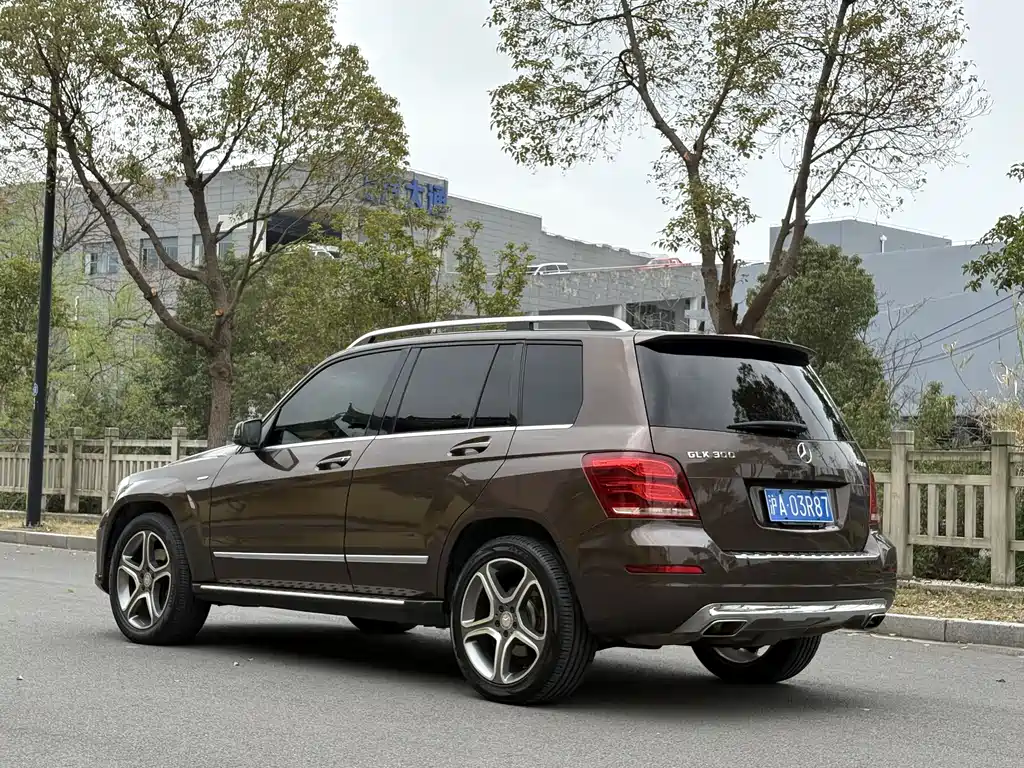 Mercedes-Benz Mercedes-Benz GLK-Class 2015 GLK 300 4MATIC Fashion Edition Ultimate Version 2015 - thumbnail 7