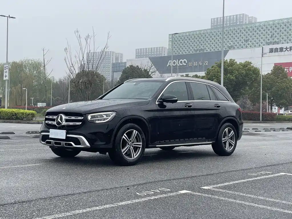 Mercedes-Benz Mercedes-Benz GLC 2021 GLC 260 L 4MATIC Sport Edition 2021