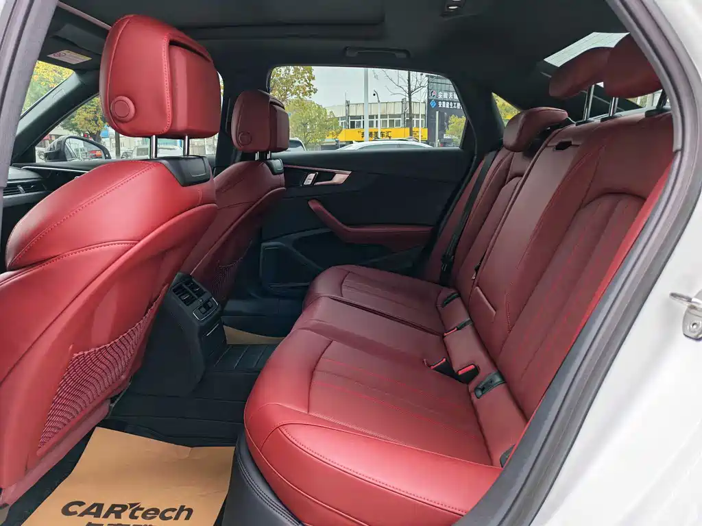 Audi Audi A4L 2025 200th Anniversary Edition 40 TFSI Premium Dynamic B&O Starlight Edition 2026 - thumbnail 7