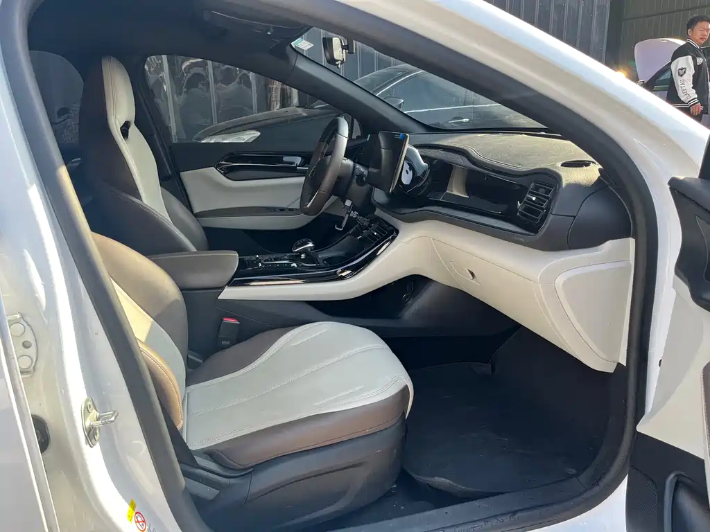 BYD BYD Qin PLUS 2024 Glory Edition DM-i 55KM Leading Model 2025 - thumbnail 15