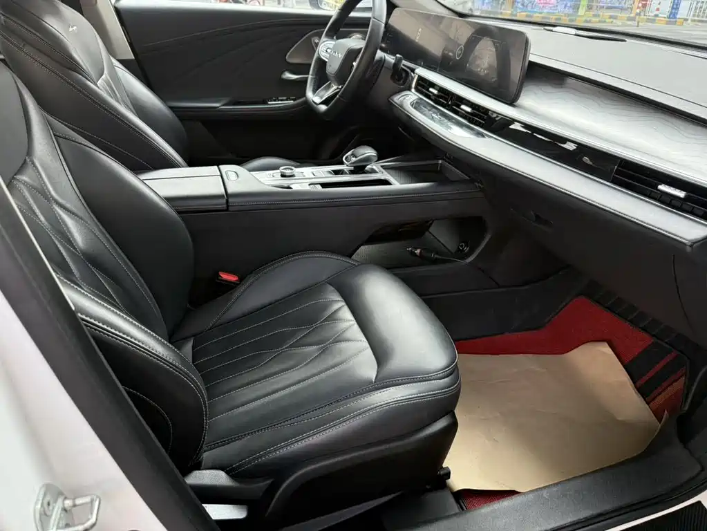 Chery Arrizo 8 2023 1.6T DCT Premium 2022 - thumbnail 6