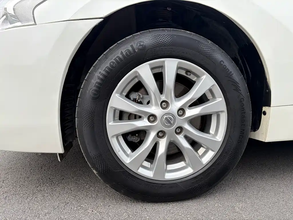 Nissan Nissan Teana 2015 2.0L XL Upper Champions League Technology Edition 2015 - thumbnail 5