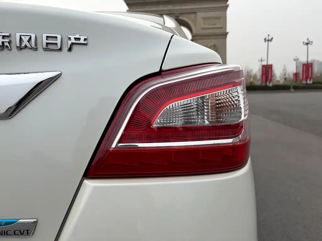 Nissan Nissan Teana 2015 2.0L XL Upper Champions League Technology Edition 2015 - thumbnail 16