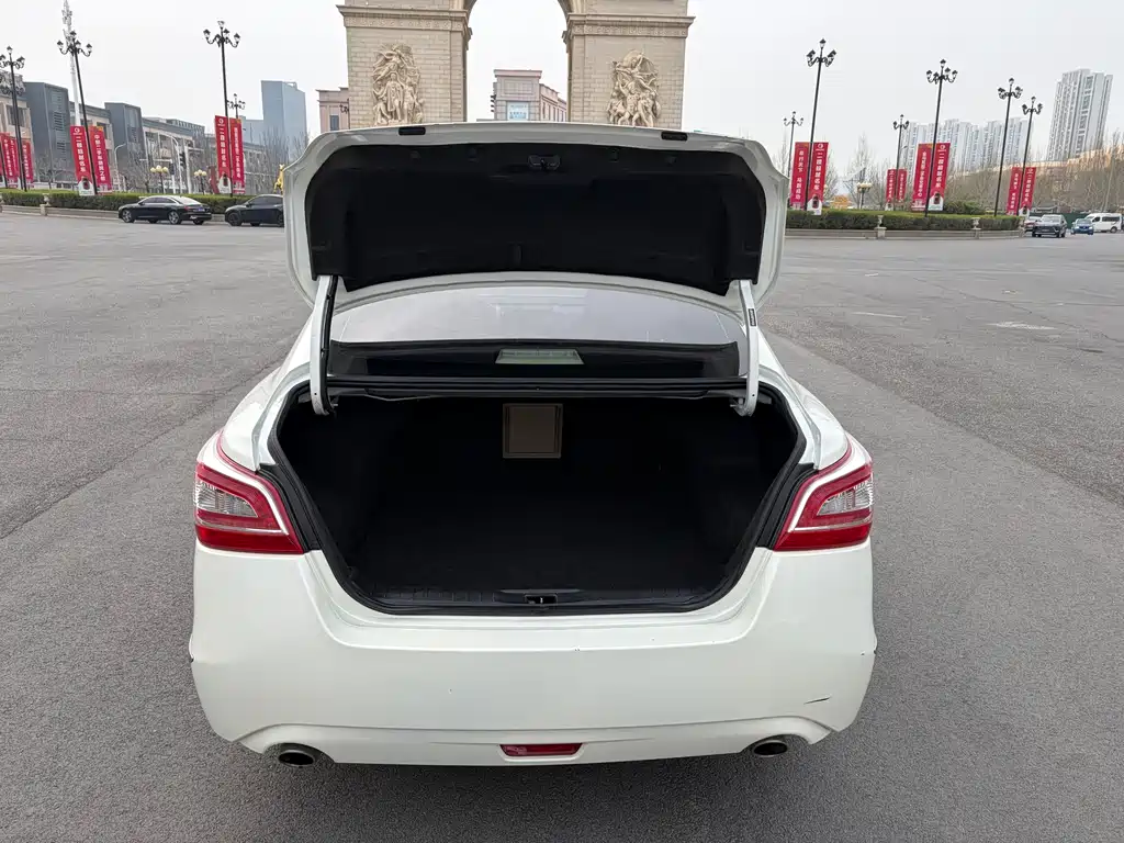 Nissan Nissan Teana 2015 2.0L XL Upper Champions League Technology Edition 2015 - thumbnail 17