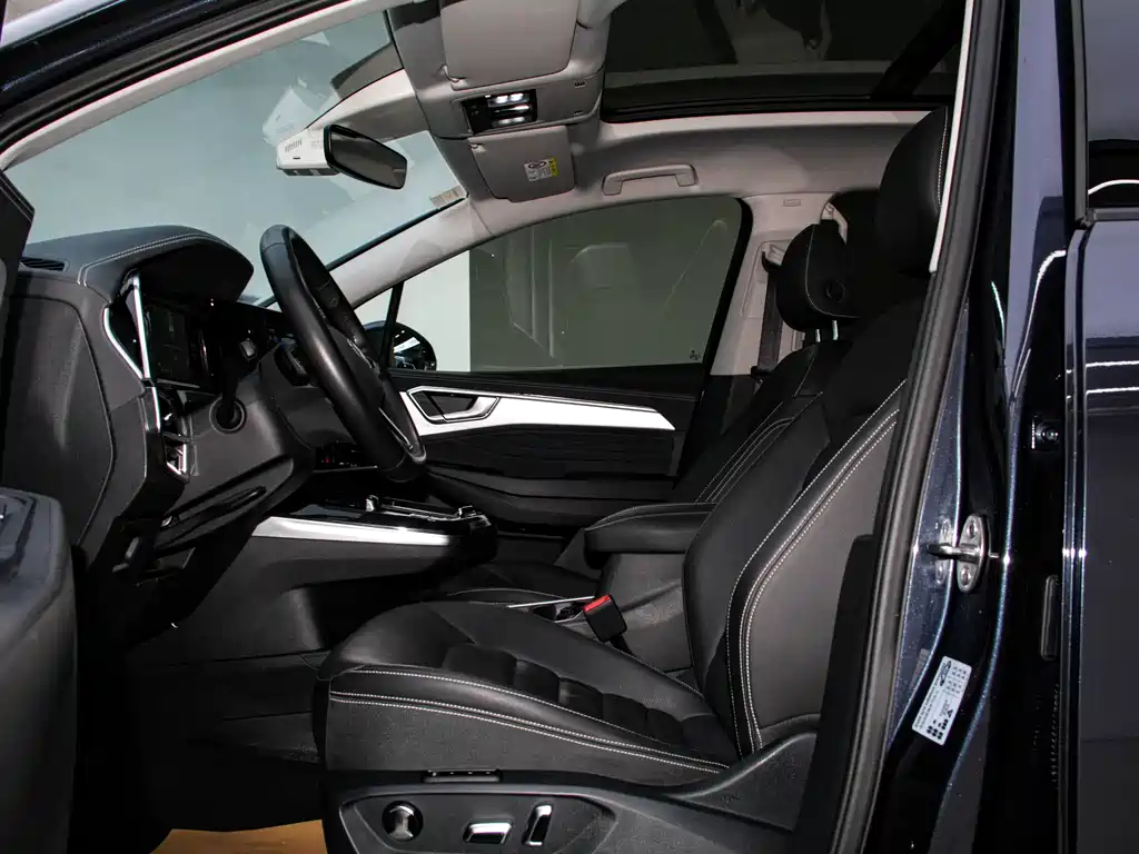 Volkswagen Teramont 2022 380TSI 4Motion Luxury Plus 7-seater 2024 - thumbnail 17