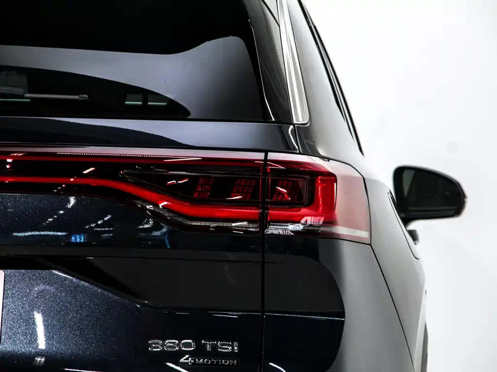 Volkswagen Teramont 2022 380TSI 4Motion Luxury Plus 7-seater 2024 - thumbnail 28