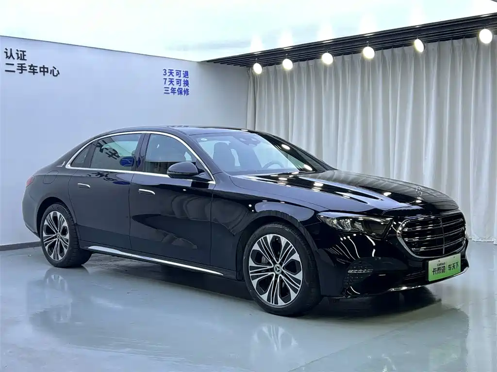 Mercedes-Benz Mercedes-Benz E-Class 2024 E 350 e L Plug-in Hybrid Sedan 2024 - thumbnail 2