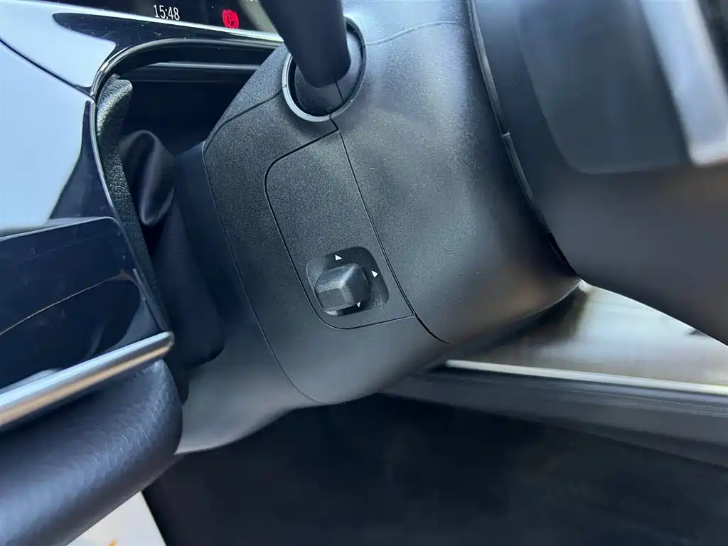 Mercedes-Benz Mercedes-Benz E-Class 2024 E 350 e L Plug-in Hybrid Sedan 2024 - thumbnail 17