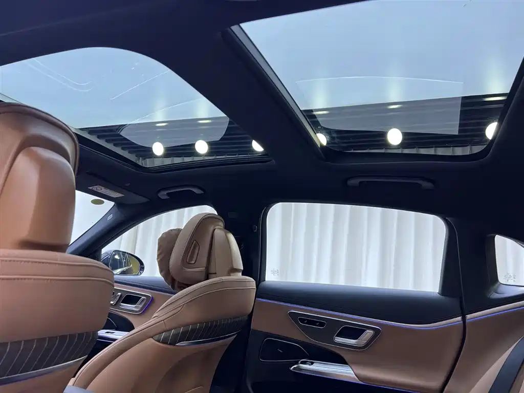 Mercedes-Benz Mercedes-Benz E-Class 2024 E 350 e L Plug-in Hybrid Sedan 2024 - thumbnail 23