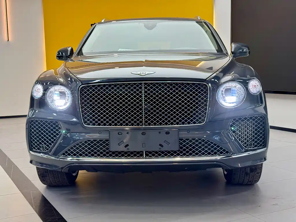 Bentley Bentayga 2021 4.0T V8 2021 - thumbnail 2