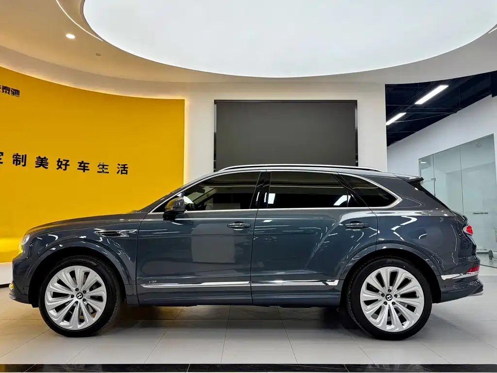 Bentley Bentayga 2021 4.0T V8 2021 - thumbnail 25