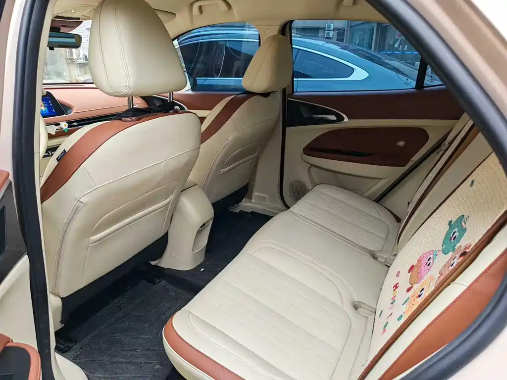 Ora ORA Good Cat 2023 Model 401km Standard Range Luxury Type LFP Battery 2023 - thumbnail 6