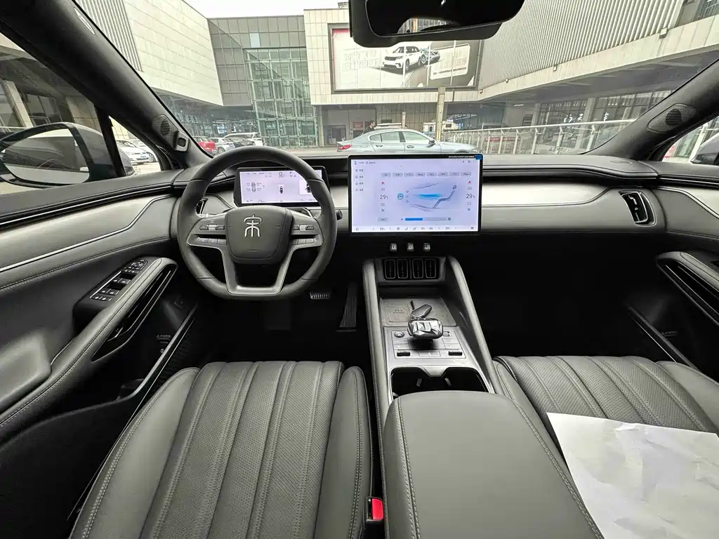 BYD Song L EV 2025 Intelligent Drive 662km LiDAR Premium 2025 - thumbnail 10