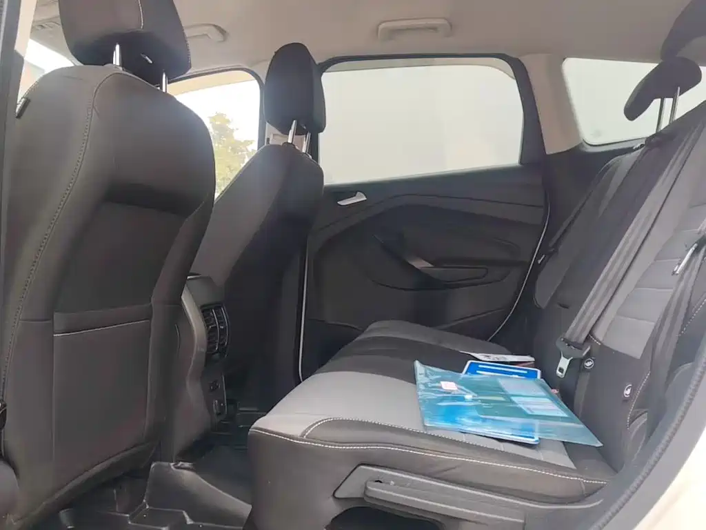 Ford Ford Escape 2017 EcoBoost 180 2WD Comfort Edition 2017 - thumbnail 9