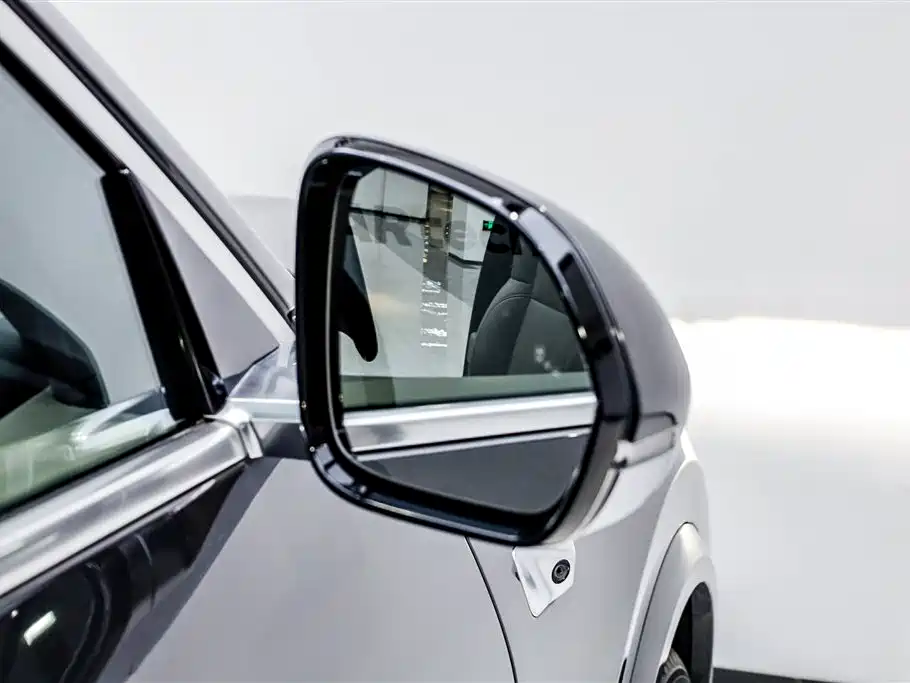 Li Auto Li L8 2025 Ultra Intelligent Upgrade Edition 2025 - thumbnail 11