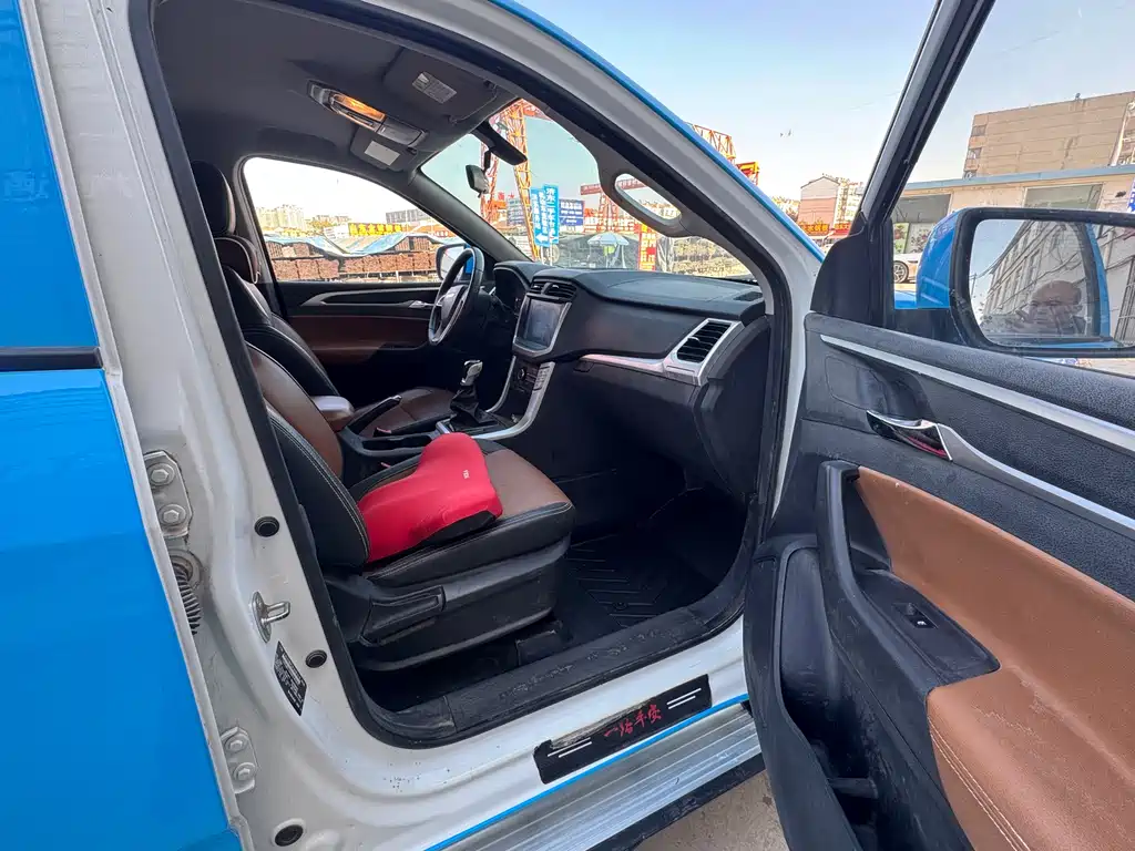 Maxus MAXUS T70 2022 2.0T Diesel Manual 4WD Standard Box Australia Version 2022 - thumbnail 8