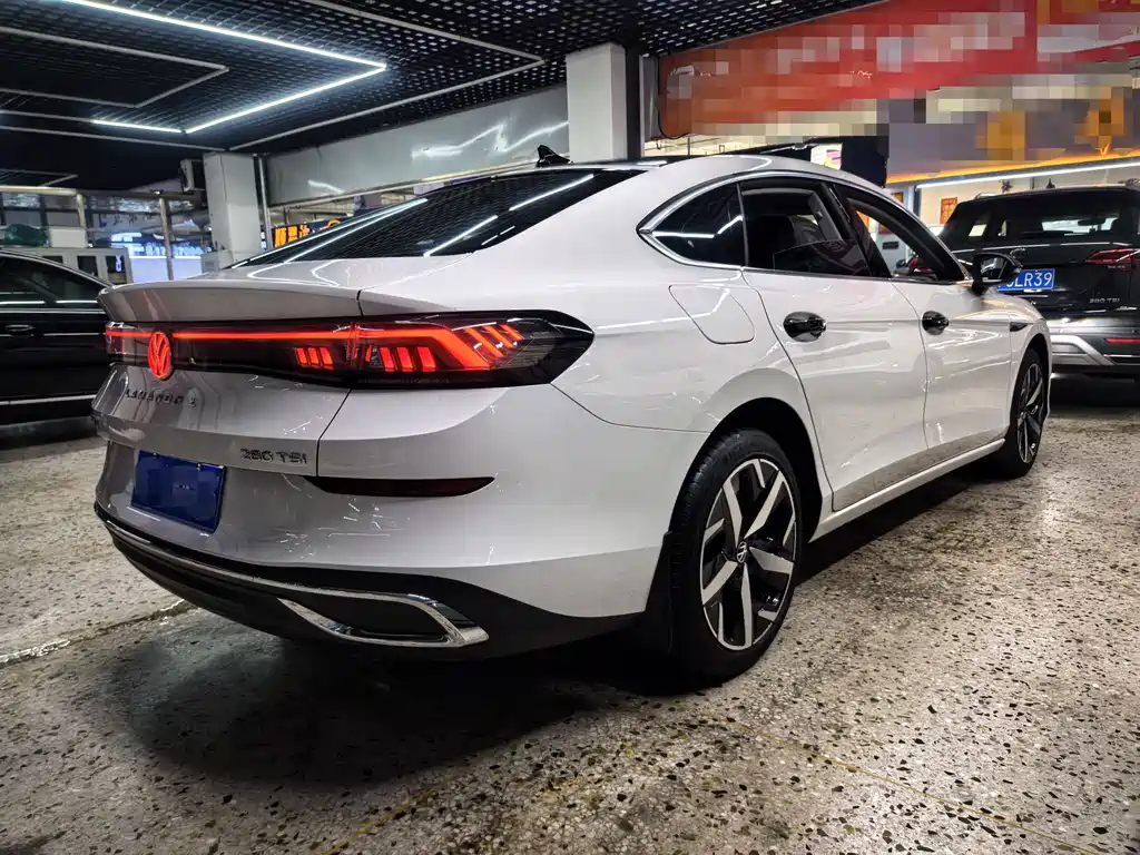 Volkswagen Lamando 2023 Lamando L 280TSI DSG Cool Spice Edition 2023 - thumbnail 4