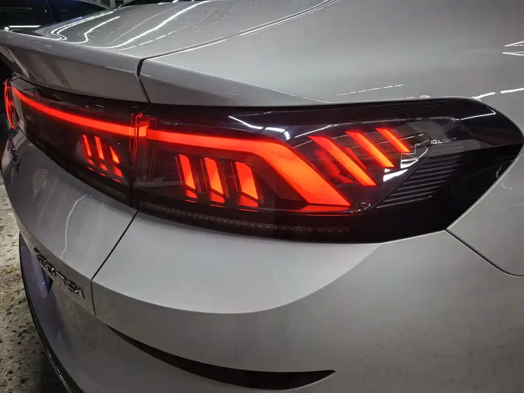 Volkswagen Lamando 2023 Lamando L 280TSI DSG Cool Spice Edition 2023 - thumbnail 21