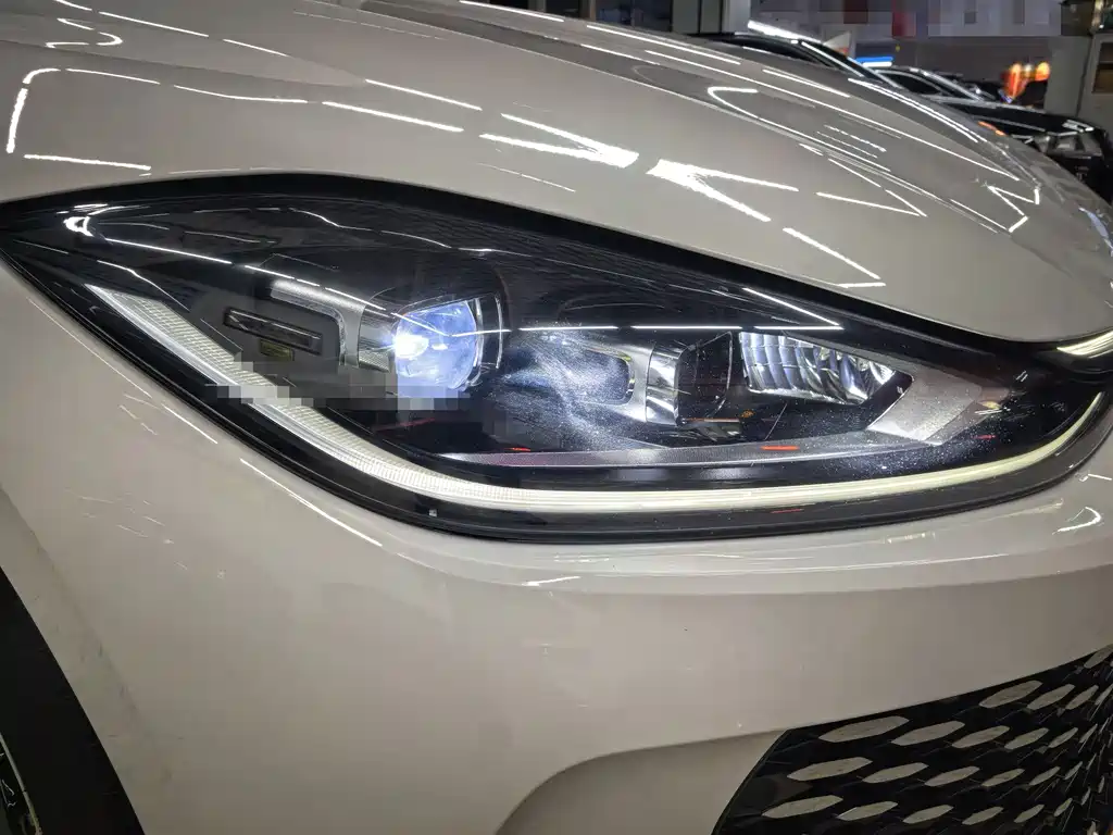 Volkswagen Lamando 2023 Lamando L 280TSI DSG Cool Spice Edition 2023 - thumbnail 27