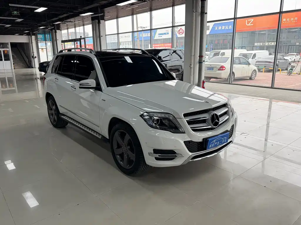 Mercedes-Benz Mercedes-Benz GLK-Class 2013 GLK 300 4MATIC Fashion Edition 2013 - thumbnail 2