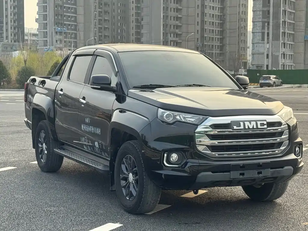 Jiangling Yuhu 7 2022 2.0T Manual Diesel 2WD Comfort Standard Wheelbase 2022 - thumbnail 3