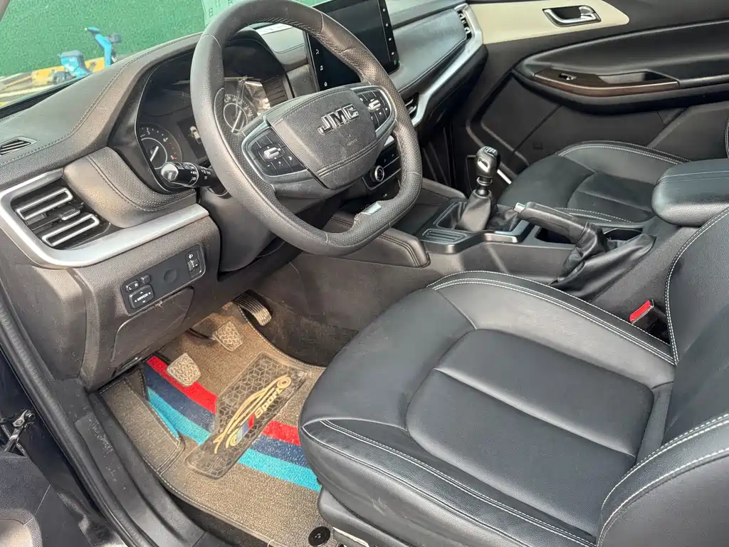 Jiangling Yuhu 7 2022 2.0T Manual Diesel 2WD Comfort Standard Wheelbase 2022 - thumbnail 10