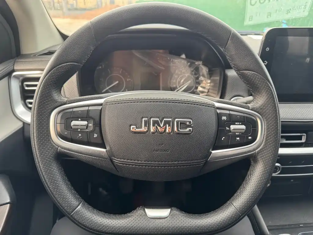 Jiangling Yuhu 7 2022 2.0T Manual Diesel 2WD Comfort Standard Wheelbase 2022 - thumbnail 16
