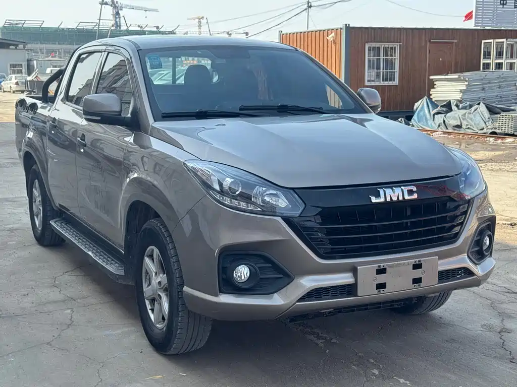 Jiangling Baodian 2023 2.5T Diesel 2WD Premium Standard Wheelbase JX4D25A6L 2023 - thumbnail 2