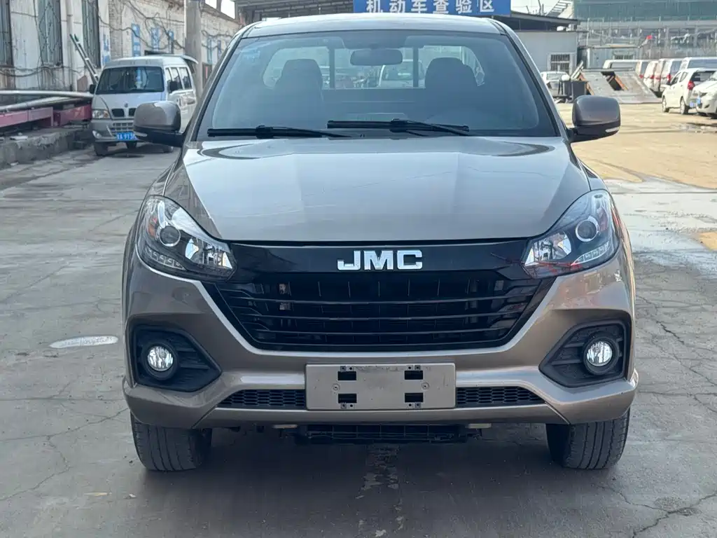 Jiangling Baodian 2023 2.5T Diesel 2WD Premium Standard Wheelbase JX4D25A6L 2023 - thumbnail 3