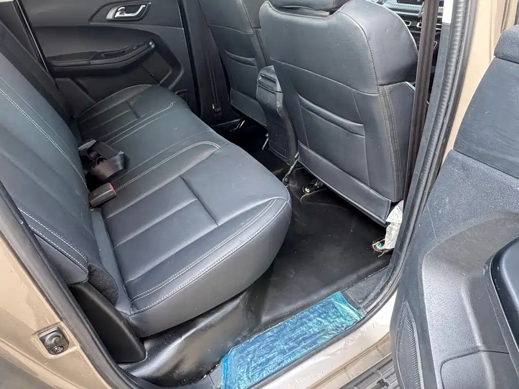 Jiangling Baodian 2023 2.5T Diesel 2WD Premium Standard Wheelbase JX4D25A6L 2023 - thumbnail 6