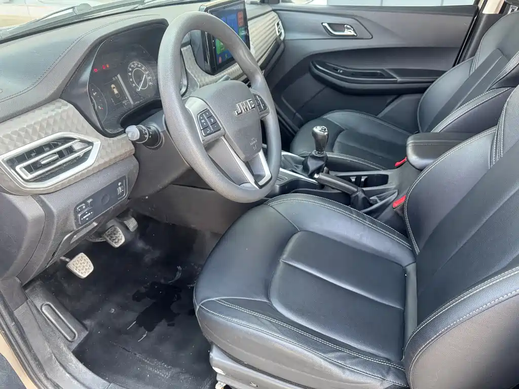 Jiangling Baodian 2023 2.5T Diesel 2WD Premium Standard Wheelbase JX4D25A6L 2023 - thumbnail 8