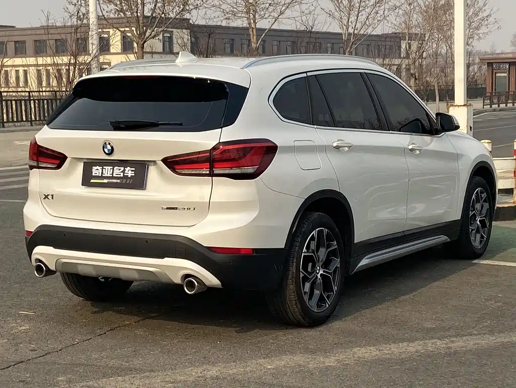 BMW BMW X1 2022 sDrive20Li Fashion Edition 2022 - thumbnail 23