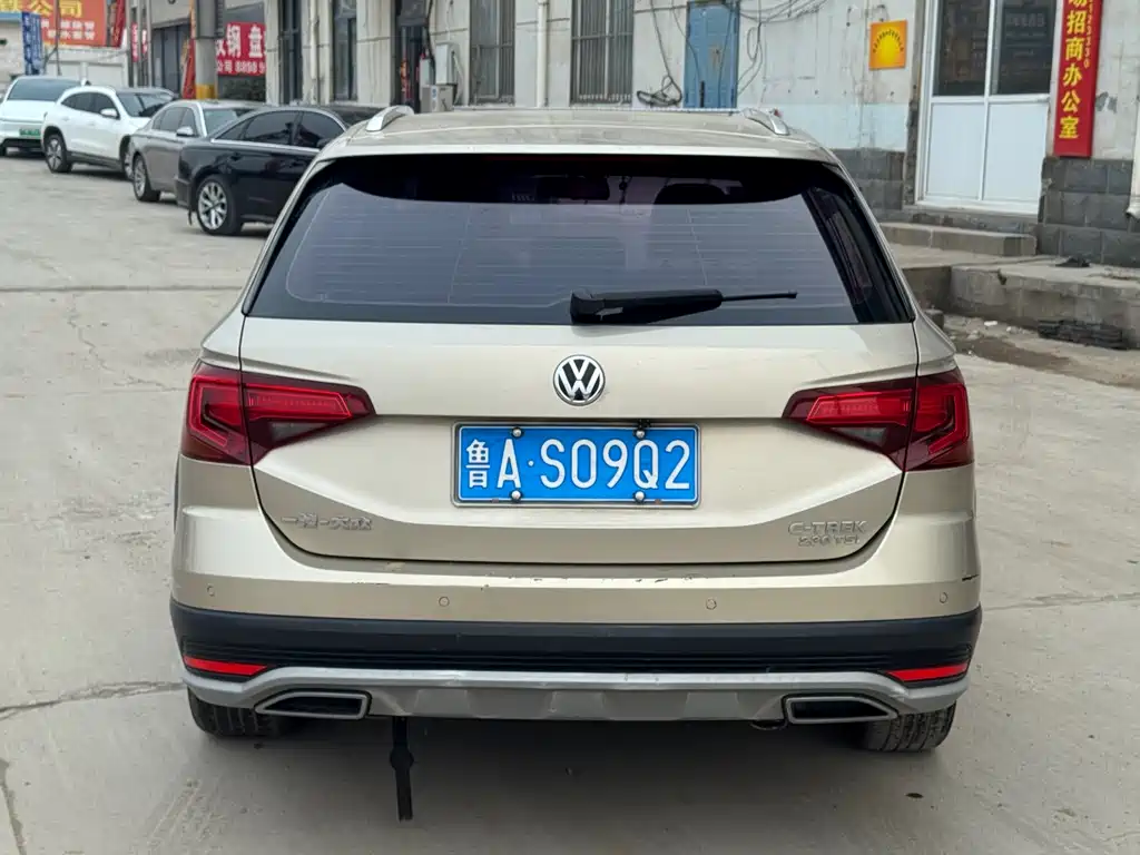 Volkswagen Volkswagen C-TREK 2018 230TSI DSG Luxury Edition 2018 - thumbnail 4