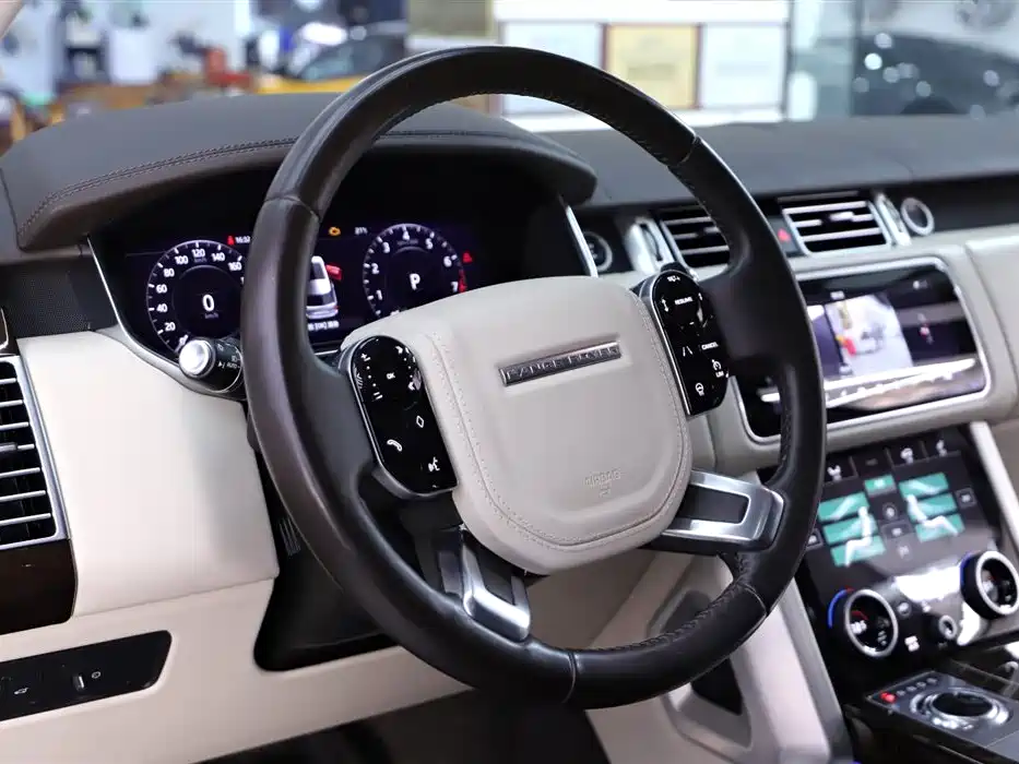 Land Rover Range Rover 2021 3.0 L6 Autobiography Long Classic Edition 2021 - thumbnail 13