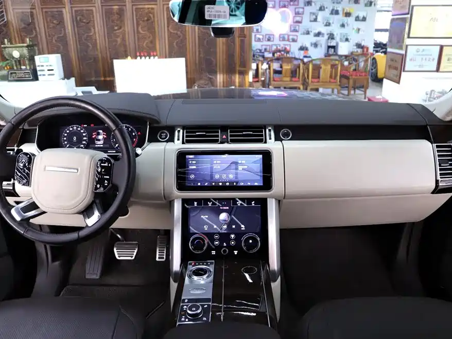 Land Rover Range Rover 2021 3.0 L6 Autobiography Long Classic Edition 2021 - thumbnail 16