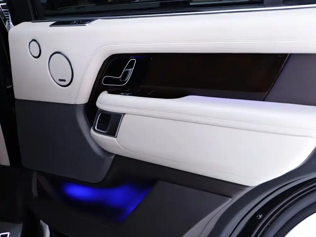 Land Rover Range Rover 2021 3.0 L6 Autobiography Long Classic Edition 2021 - thumbnail 18