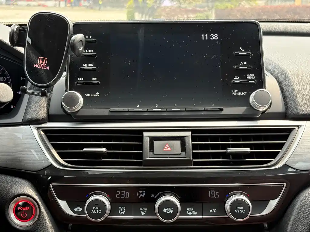 Honda INSPIRE 2019 Model锐·Hybrid 2.0L Elegant Version国V Wait, let me correct that - the internationally accepted name would be: Honda Inspire 2019 Hybrid 2.0L Elegant Version 2019 - thumbnail 11