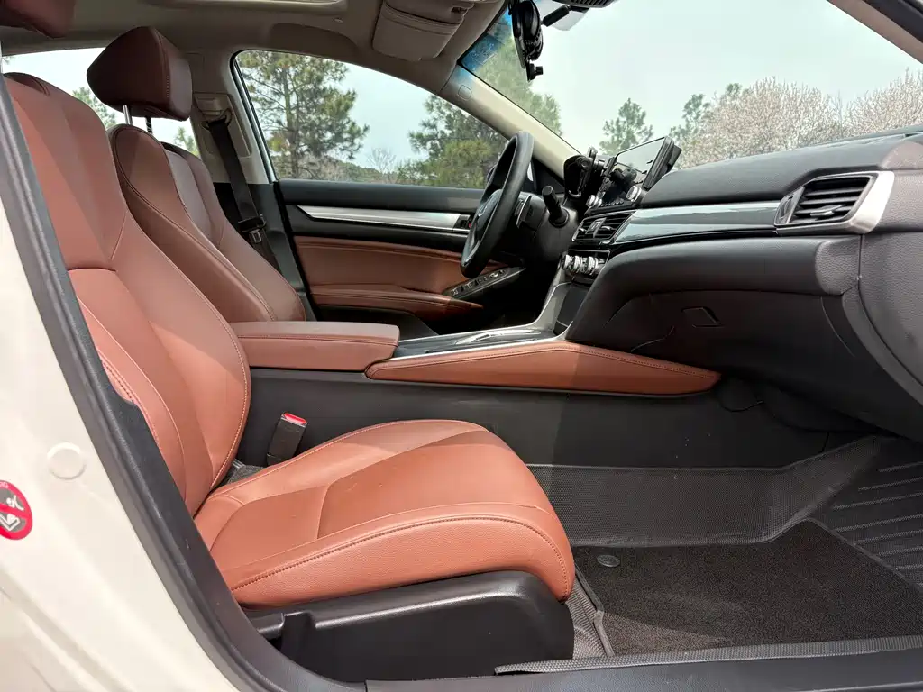 Honda INSPIRE 2019 Model锐·Hybrid 2.0L Elegant Version国V Wait, let me correct that - the internationally accepted name would be: Honda Inspire 2019 Hybrid 2.0L Elegant Version 2019 - thumbnail 15