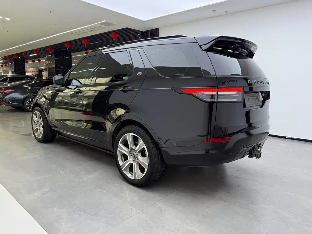 Land Rover Discovery 2019 2.0T SE 2019 - thumbnail 4